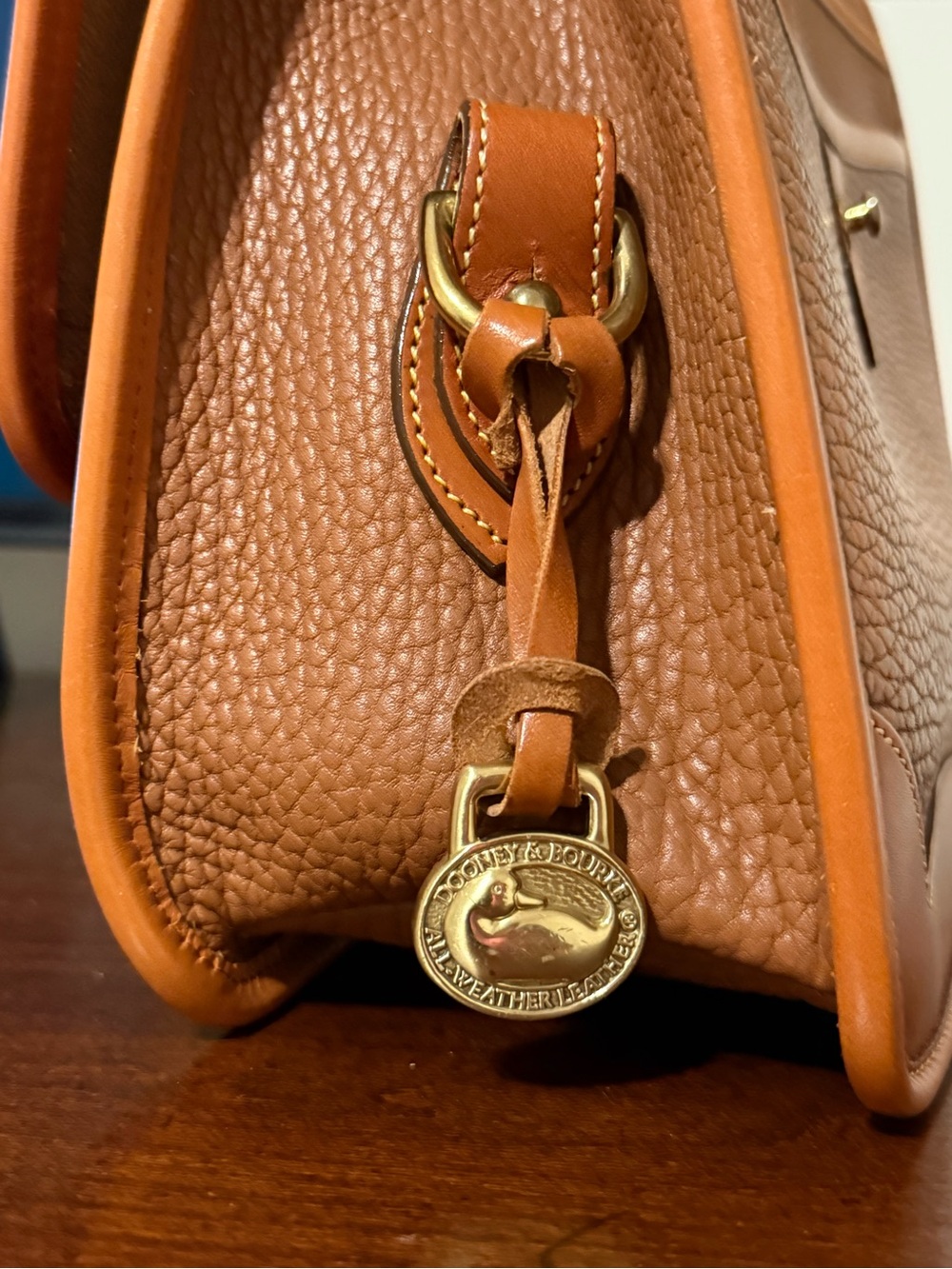 Vintage Dooney and Bourke Small Surrey - Picture 8 of 10